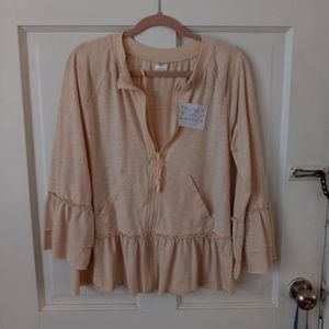 Lightweight zipper front tan cream top.